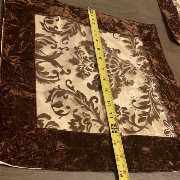 Four Piece Accent Table Cover / Runner Gold Brown Square Holiday Eid Decor NEW - Picture 9 of 10